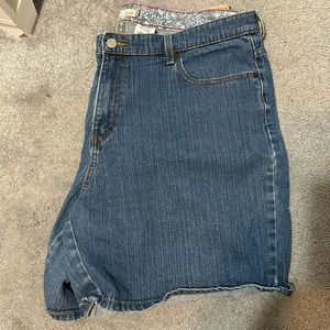 Levi Strauss Size 20 jeans shorts